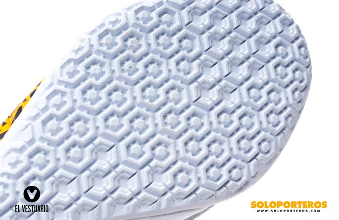 post card Nike-HypervenomX-Ic-Wolf-Grey (6).webp